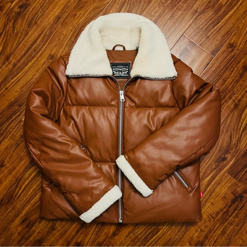 Levi's Women's Faux Leather Puffer Jacket size L